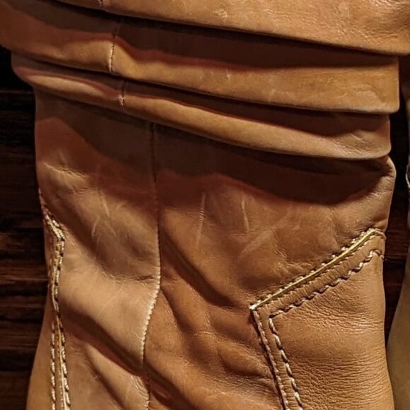 Cherokee Brand Women's 6B Tan Leather Slouch Western Boots with 3 inch Heels - Picture 7 of 9